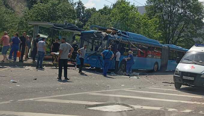 В московском автобусе взорвался баллон